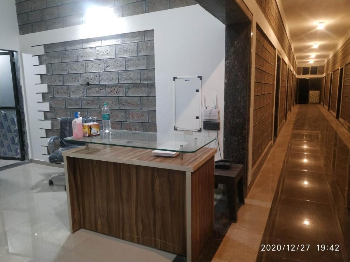 White Seasons Resort And Spa Devbag Chaoka ภายนอก รูปภาพ