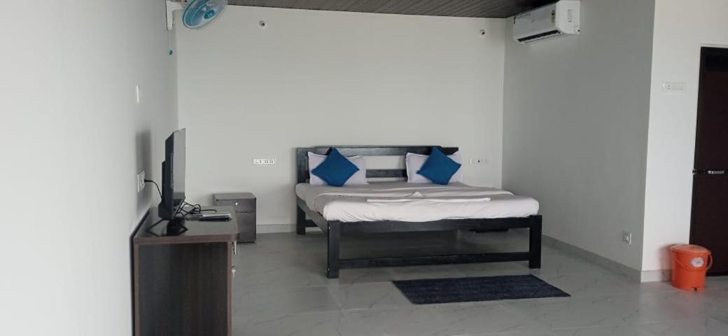 White Seasons Resort And Spa Devbag Chaoka ภายนอก รูปภาพ